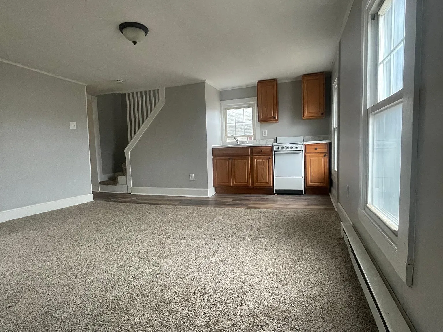 1 bed, 1000 sqft, $1,150 — Photo 4