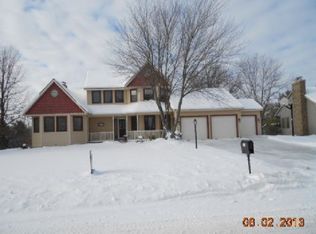 7301 Old Lantern Dr SE, Caledonia, MI 49316