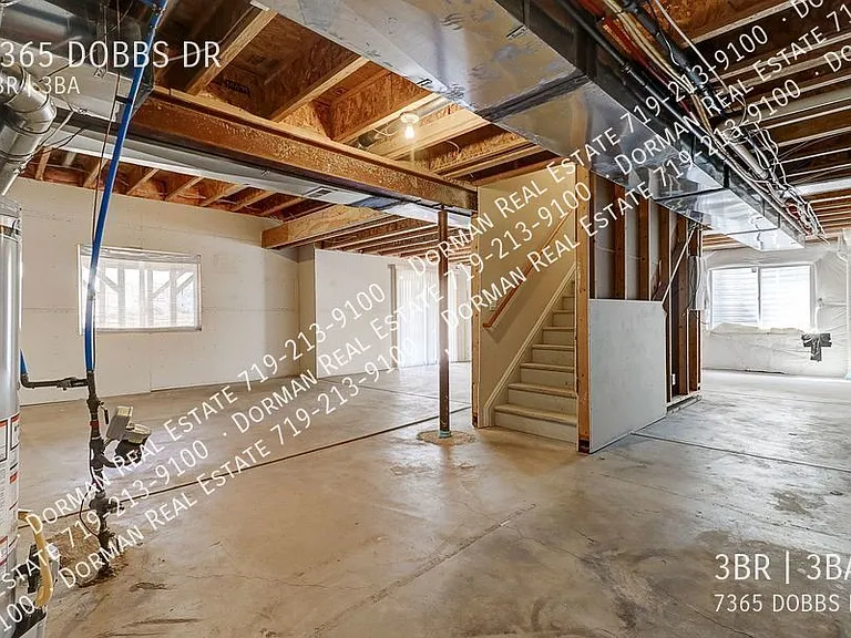 7365 Dobbs Dr — Photo 34