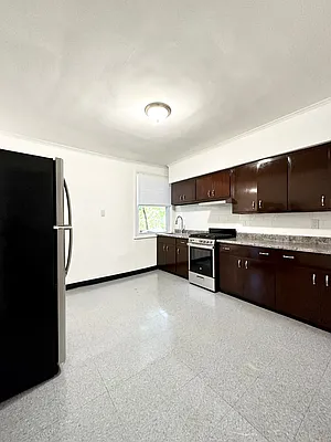 Rented by Remax Real Estate Professionals | media 2