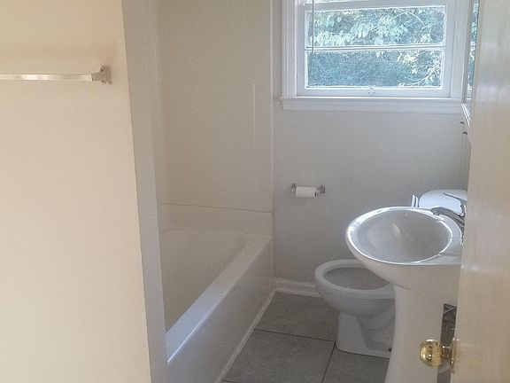 2nd image of 746 Thurmond Dr