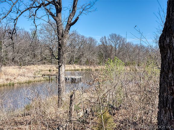 5th image of W Voca Rd