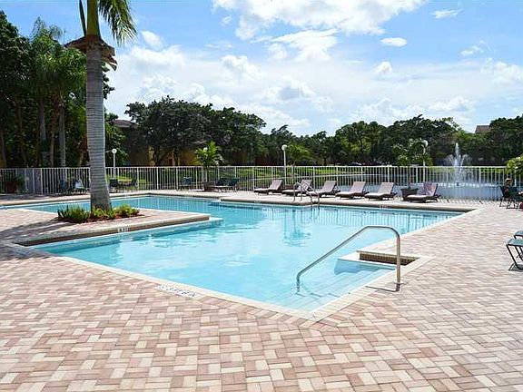 5th image of 1401 Village Blvd APT 423