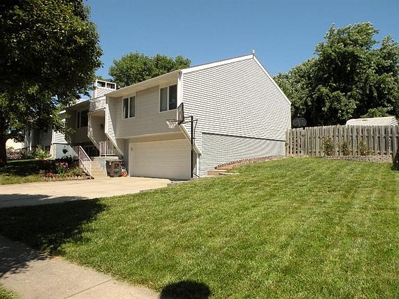 2nd image of 430 W Beal St