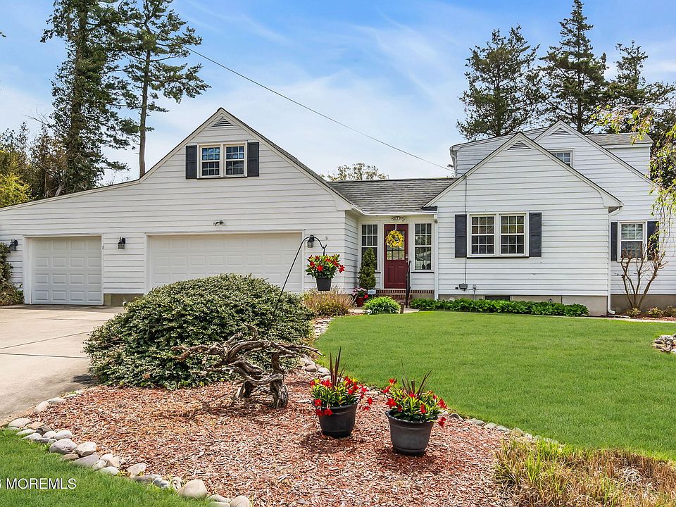1st image of 623 Brookside Drive