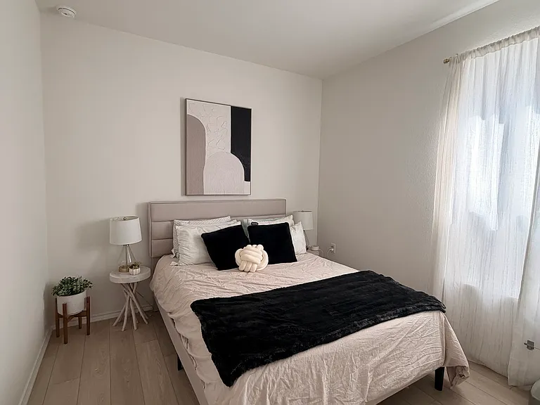 12821 Oxford Vineyard Ln — Photo 20