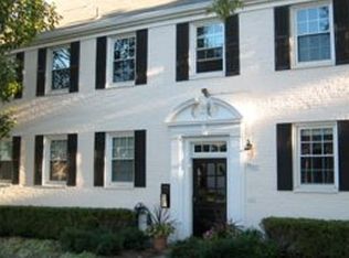 2900 13th St S APT 201, Arlington, VA 22204