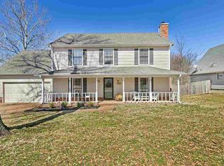 5726 N Lake Oaks Dr, Bartlett, TN 38134