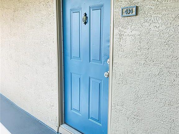 2nd image of 7330 Westpointe Blvd APT 434