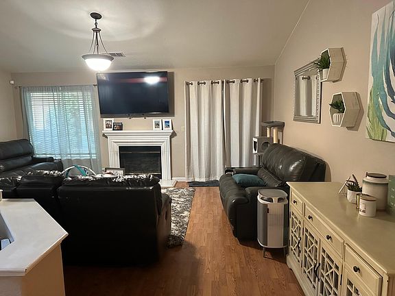 2nd image of 1513 Steinbeck Dr