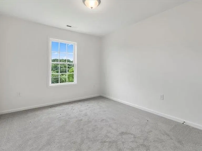 1471 Walnut Ridge Rd — Photo 16