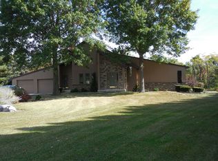 9 Oakglade Plz, Hummelstown, PA 17036