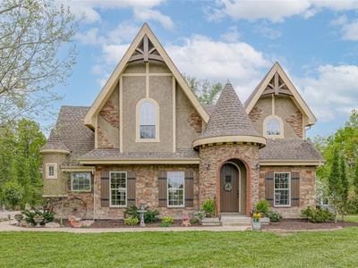 2805 Blue Ridge Ext, Grandview, MO, 64030