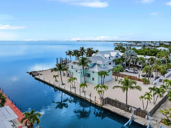 996 97th St, Marathon, FL 33050