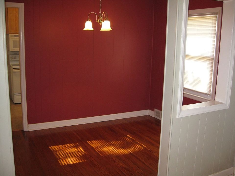 2nd image of 7522 W 66th Ter
