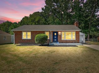 25 S Floridale Dr, Saint Louis, MO