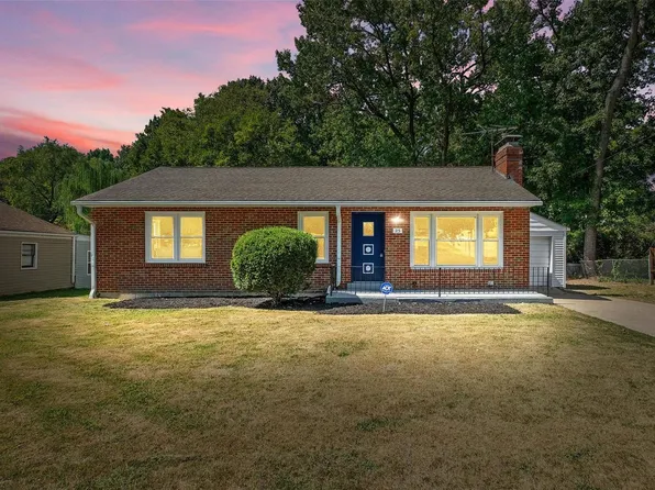 25 S Floridale Dr, Saint Louis, MO 63135