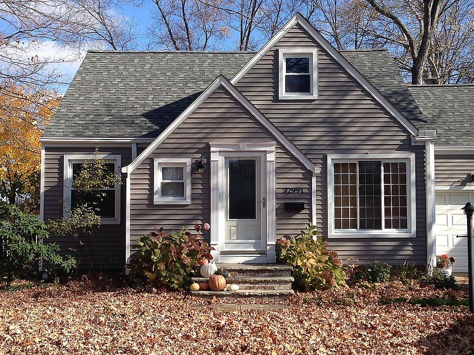 1st image of 32991 Linden Dr