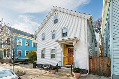 35 Wood St #1 Photo 1