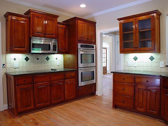 Granite/Stainless/Double Ovens