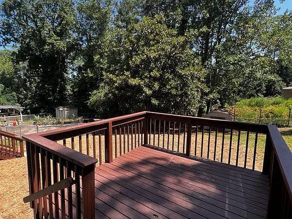 3rd image of 5839 Dolvin Ln