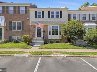 8074 Powderbrook Ln, Springfield, VA 22153