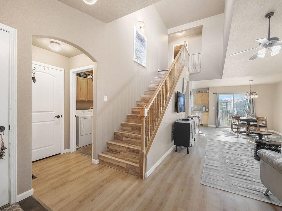 1st image of 8461 Pebble Ct