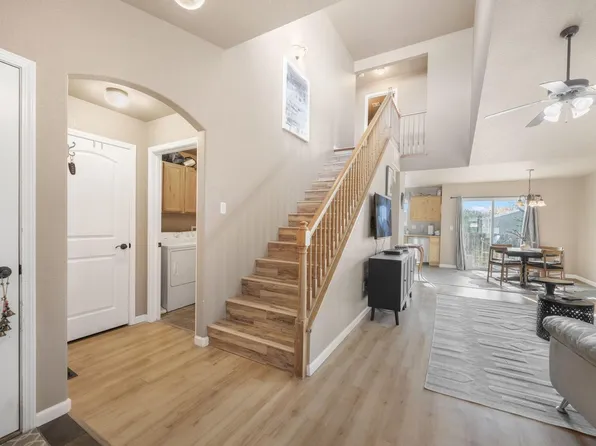 8461 Pebble Ct, Wellington, CO 80549