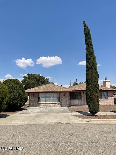 1st image of 1808 Agua Dulce St