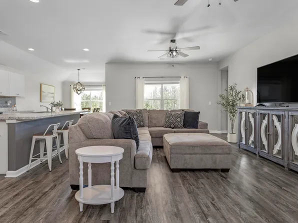126 Hunters Cv, Odenville, AL 35120