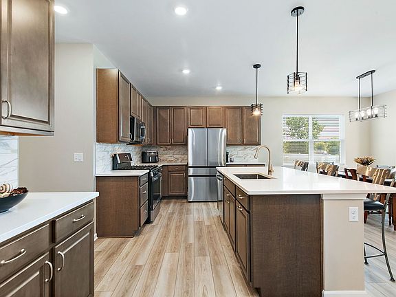 5th image of 3334 Jonathan Dr