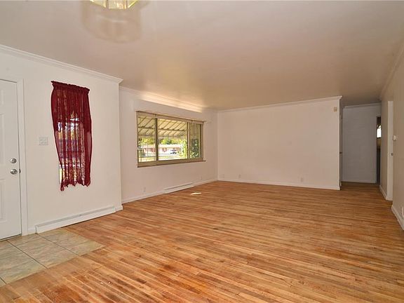 5th image of 3105 S Meridian St