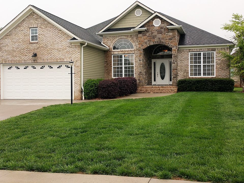1st image of 170 Creek Side Ln NW