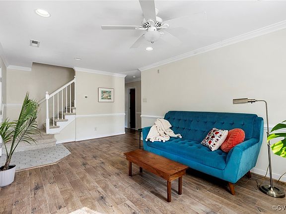 5th image of 7082 Ann Cabell Ct