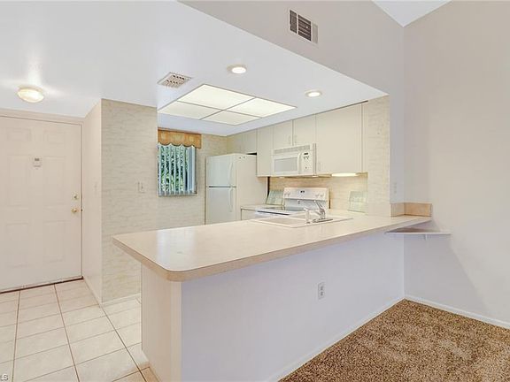 4th image of 8170 Summerlin Village Cir Unit 606