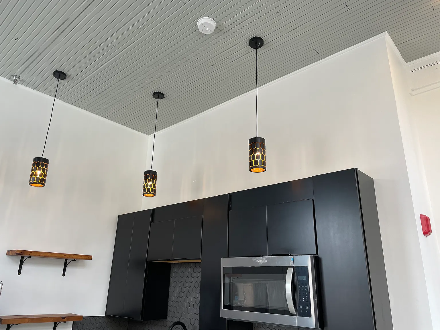 100 Horseford Rd — Photo 3