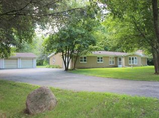 E8331 Hwy 54, New London, WI 54961