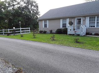 208 Sulphur Lick Rd, Willisburg, KY 40078