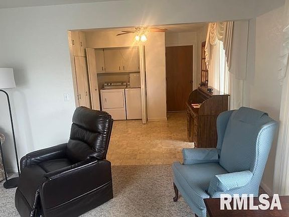 4th image of 309 N Clay St