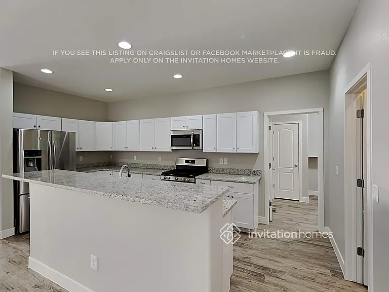 1809 Wildwood St — Photo 7