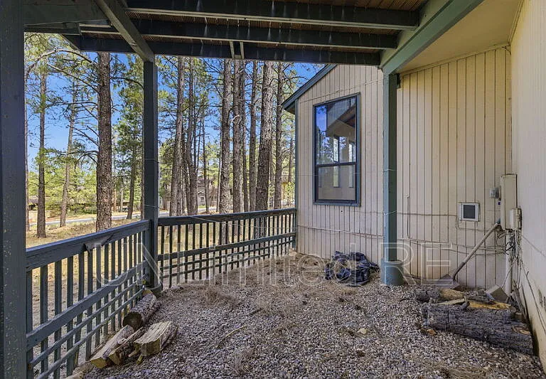 1410 N Inverrary Way — Photo 46