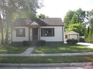 18520 Mesle St, Roseville, MI 48066