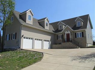 5086 S Chatsworth Ave, Springfield, MO 65810