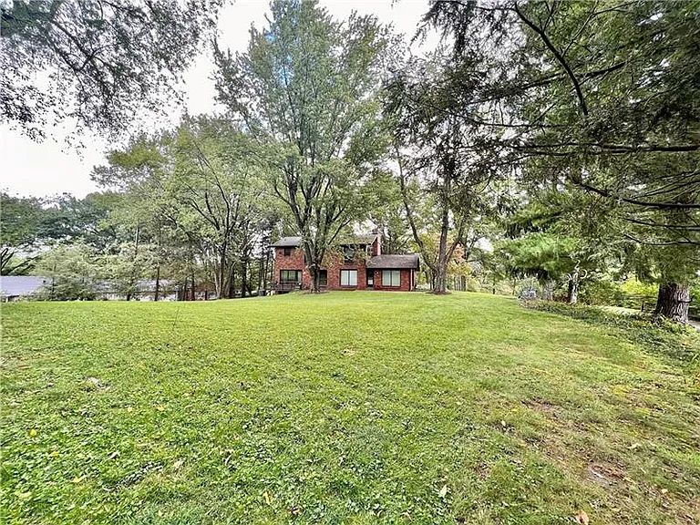 112 Pheasant Dr — Photo 27