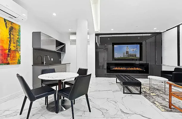 Rented by REAL New York | media 2