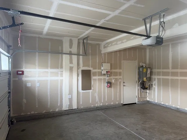 6831 Oakum Way — Photo 37