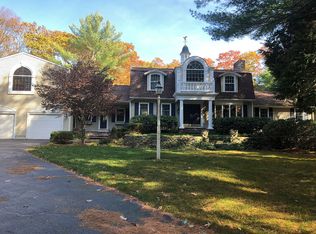 31 Raccoon Hill Rd, West Greenwich, RI 02817