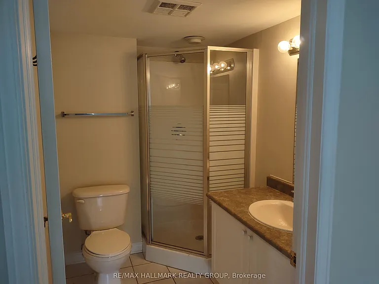 429 Somerset St W #313 — Photo 8