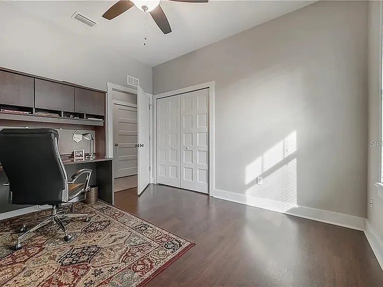 308 W Woodlawn Ave — Photo 29