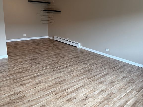 3rd image of 6013 W Ogden Ave APT 6